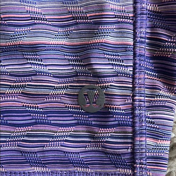 Lululemon What The Sport Short, Size 4-EUC - Picture 5 of 7